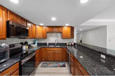 1400 Gulf Boulevard #104, Clearwater, FL 33767 - Photo 8
