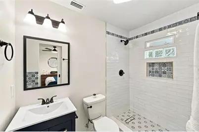 1719 Julian Lane Drive, Tampa, FL 33619 - Photo 10