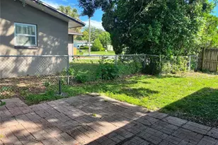 1201 Spalding Rd, Dunedin, FL 34698 - Photo 4