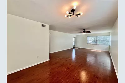 5920 18th Street N #14, Saint Petersburg, FL 33714 - Photo 8