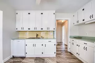 102 11th Ave, Saint Pete Beach, FL 33706 - Photo 18