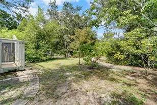 12312 N 27th St, Tampa, FL 33612 - Photo 26