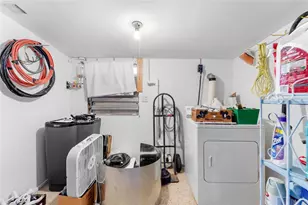 12312 N 27th St, Tampa, FL 33612 - Photo 24