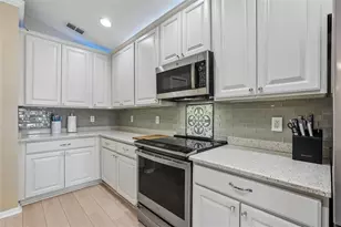 2546 Arrow Pointe Dr, Holiday, FL 34691 - Photo 10