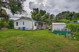 1501 Pasadena Dr, Seffner, FL 33584 - Photo 32
