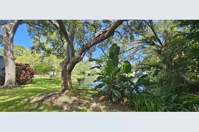 10495 Longwood Drive, Largo, FL 33777 - Photo 8