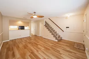 13810 Fletchers Mill Dr, Tampa, FL 33613 - Photo 6