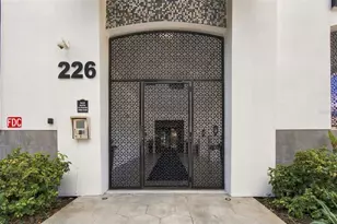 226 5th Ave N, Saint Petersburg, FL 33701 - Photo 2