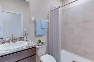 4407 Hidden Farm Dr, Plant City, FL 33565 - Photo 8