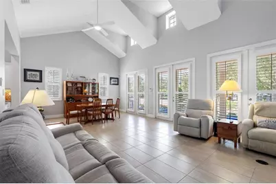 6101 Yeats Manor Drive, Tampa, FL 33616 - Photo 8