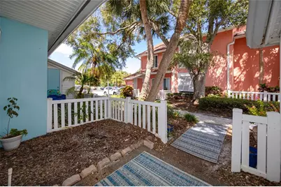 3610 42nd Street S #C, Saint Petersburg, FL 33711 - Photo 2