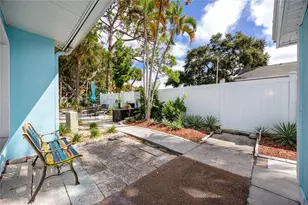 3775 40th Ln S, Saint Petersburg, FL 33711 - Photo 2