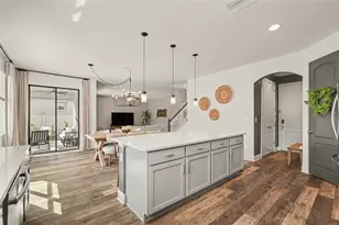 112 Elina Sky Dr, Seffner, FL 33584 - Photo 14