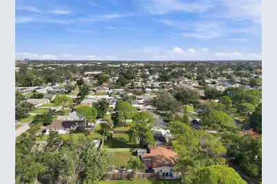 9010 1st Street N, Saint Petersburg, FL 33702 - Photo 58