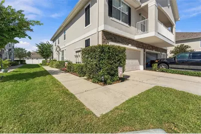 2333 Tanbark Ridge Place, Plant City, FL 33563 - Photo 4
