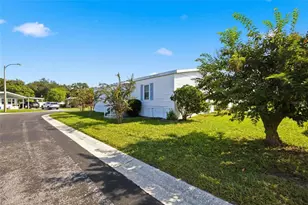 34900 Happiness Way, Zephyrhills, FL 33541 - Photo 30