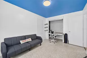 8428 Iris Ave, Seminole, FL 33777 - Photo 22