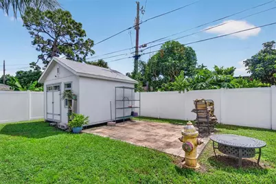 8428 Iris Avenue, Seminole, FL 33777 - Photo 26