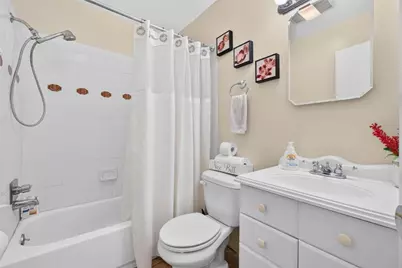 8428 Iris Avenue, Seminole, FL 33777 - Photo 20