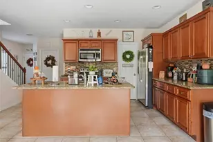 1868 Sommarie Wy, Tarpon Springs, FL 34689 - Photo 8