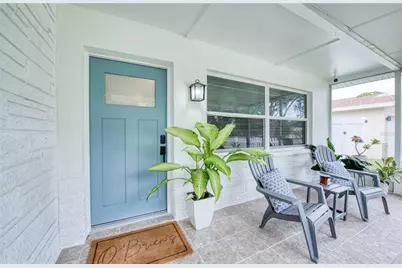 643 Southwest Boulevard N, Saint Petersburg, FL 33703 - Photo 6