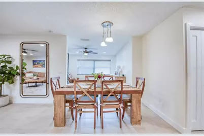 643 Southwest Boulevard N, Saint Petersburg, FL 33703 - Photo 16
