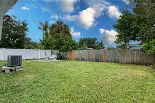 643 Southwest Boulevard N, Saint Petersburg, FL 33703 - Photo 36