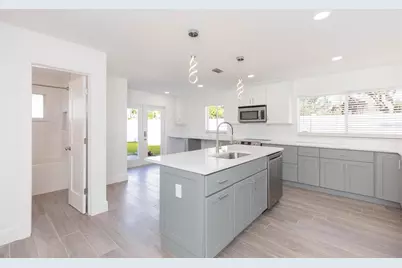 3943 Arkansas Avenue NE, Saint Petersburg, FL 33703 - Photo 20