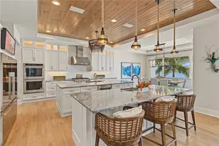 7 Paradise Ln, Treasure Island, FL 33706 - Photo 16