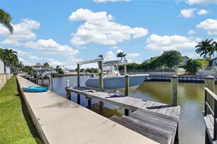421 Islebay Dr, Apollo Beach, FL 33572 - Photo 4