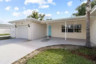 9931 110th St, Seminole, FL 33772 - Photo 6