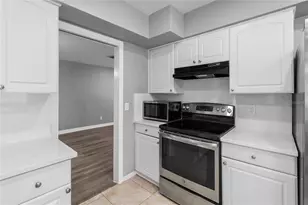 9931 110th St, Seminole, FL 33772 - Photo 20