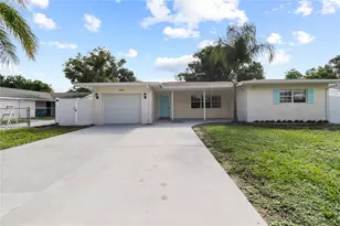 9931 110th St, Seminole, FL 33772 - Photo 4