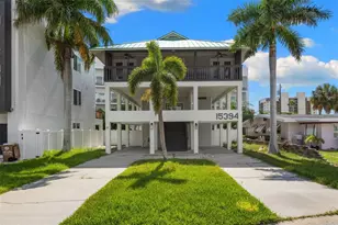 15394 2nd St E, Madeira Beach, FL 33708 - Photo 1