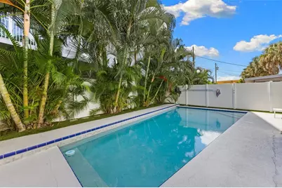 15394 2nd Street E, Madeira Beach, FL 33708 - Photo 44