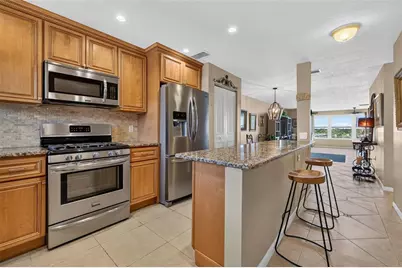 6075 Shore Boulevard S #512, Gulfport, FL 33707 - Photo 4
