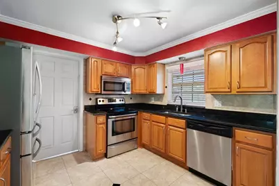 14331 Apache Avenue, Largo, FL 33774 - Photo 10