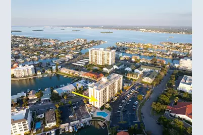 255 Dolphin Point #414, Clearwater Beach, FL 33767 - Photo 10