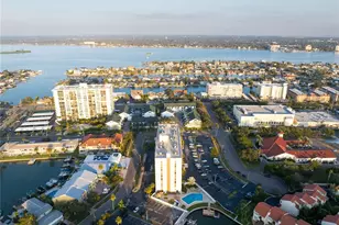 255 Dolphin Point, Clearwater Beach, FL 33767 - Photo 8