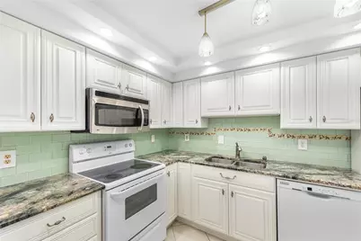 255 Dolphin Point #414, Clearwater Beach, FL 33767 - Photo 50