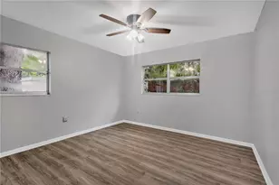 2002 E Crenshaw St, Tampa, FL 33610 - Photo 4