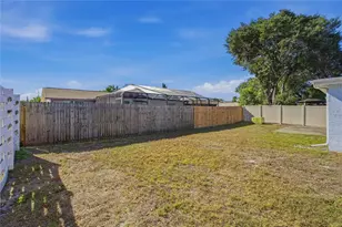 7420 Sandalwood Dr, Port Richey, FL 34668 - Photo 4