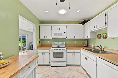 215 Genet Court, Sun City Center, FL 33573 - Photo 22