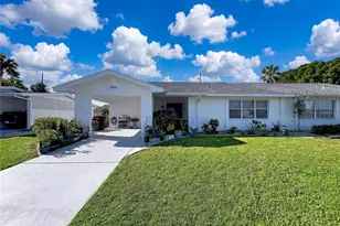 1520 Belle Glade Ave, Sun City Center, FL 33573 - Photo 18