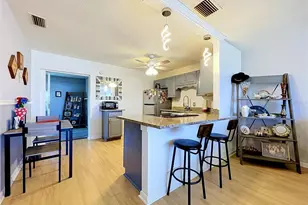 1520 Belle Glade Ave, Sun City Center, FL 33573 - Photo 4