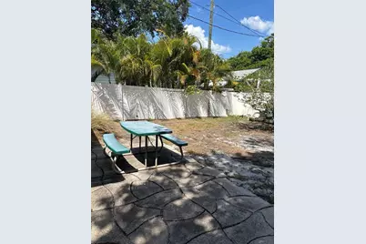 1231 Highland Street N, Saint Petersburg, FL 33701 - Photo 24