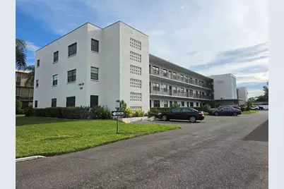 5969 Terrace Park Drive N #305, Saint Petersburg, FL 33709 - Photo 1