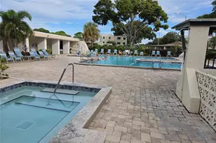 5969 Terrace Park Dr N, Saint Petersburg, FL 33709 - Photo 16