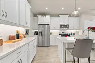 31564 Woodland Race Loop, Wesley Chapel, FL 33545 - Photo 14