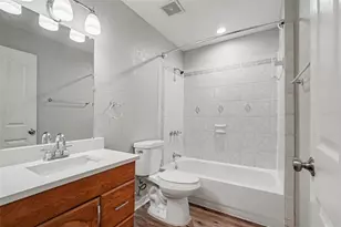 126 Goins Dr, Seffner, FL 33584 - Photo 24